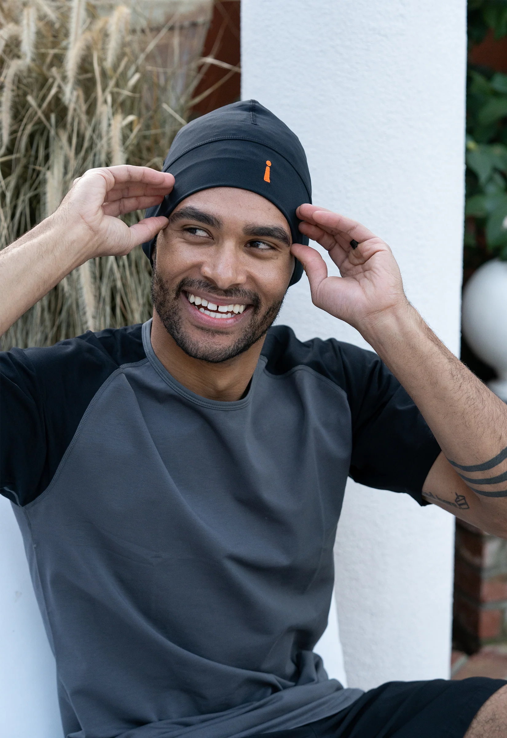 Incrediwear Beanie Hat - Image 3