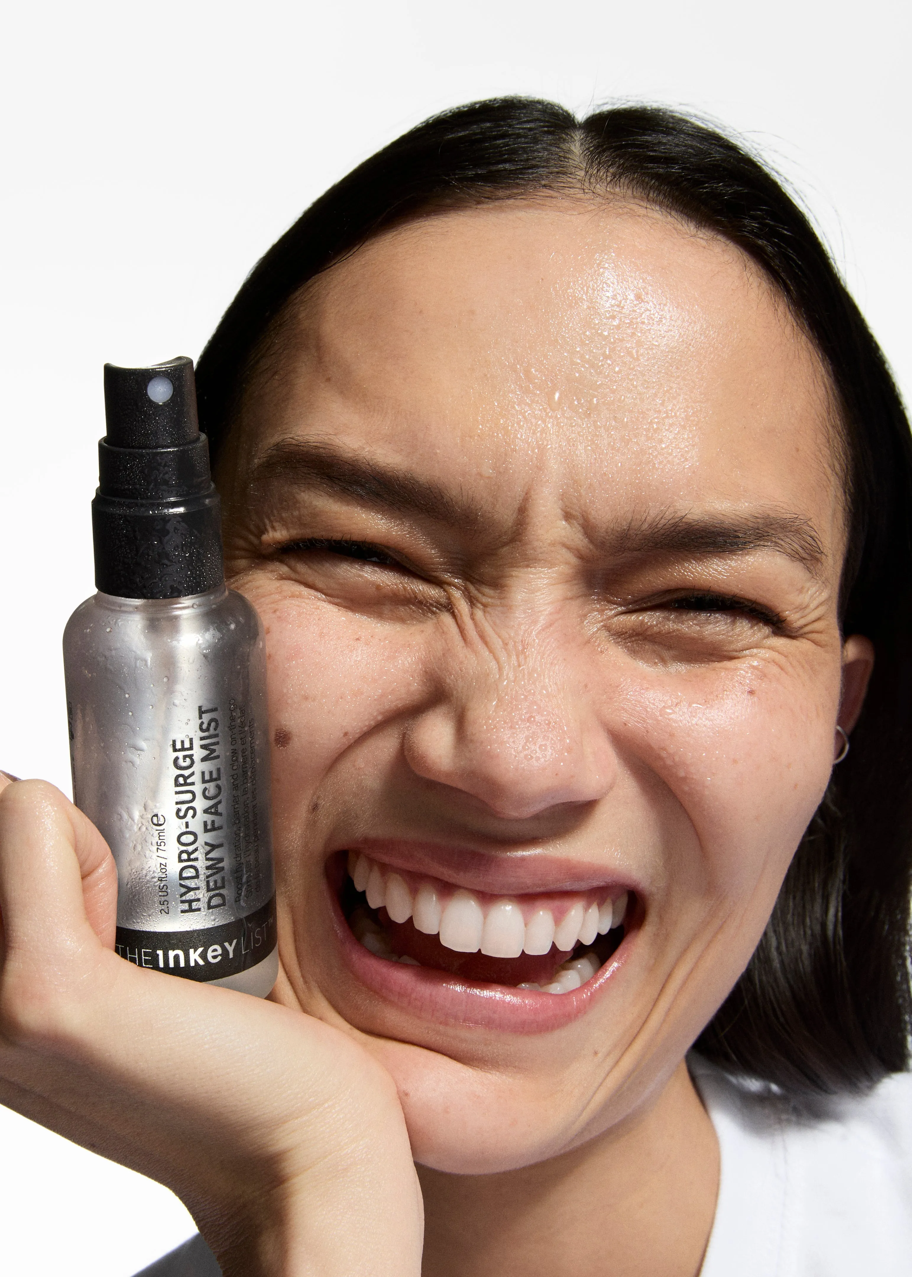The Inkey List Hydro-Surge Dewy Face Mist - Image 4