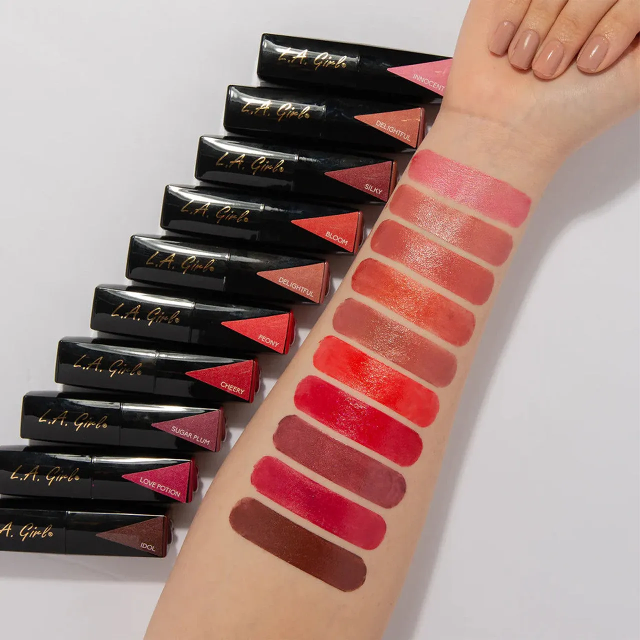 LA Girl Lip Attraction Lipstick - Cheery