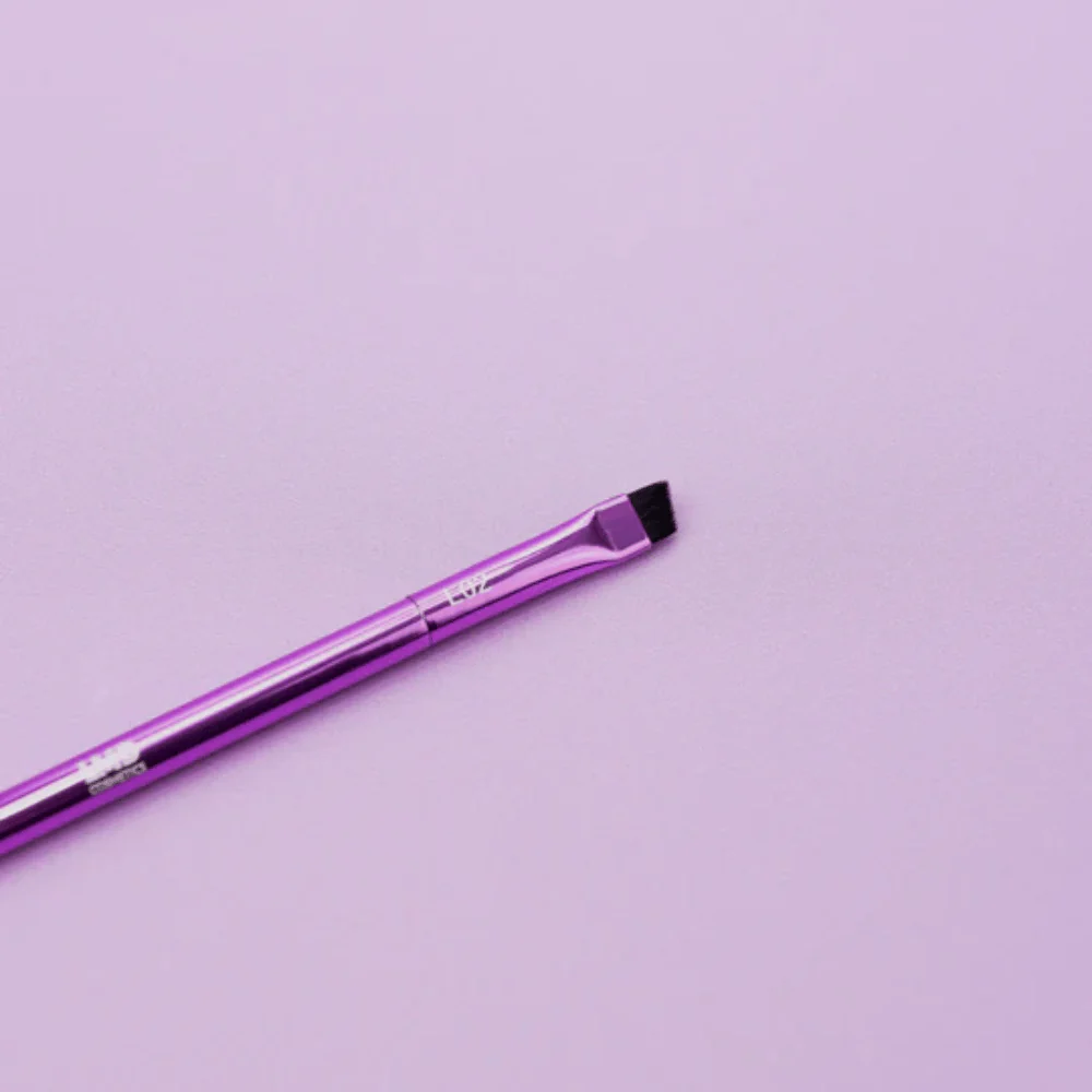 LMD Angled Liner Brush - Image 3
