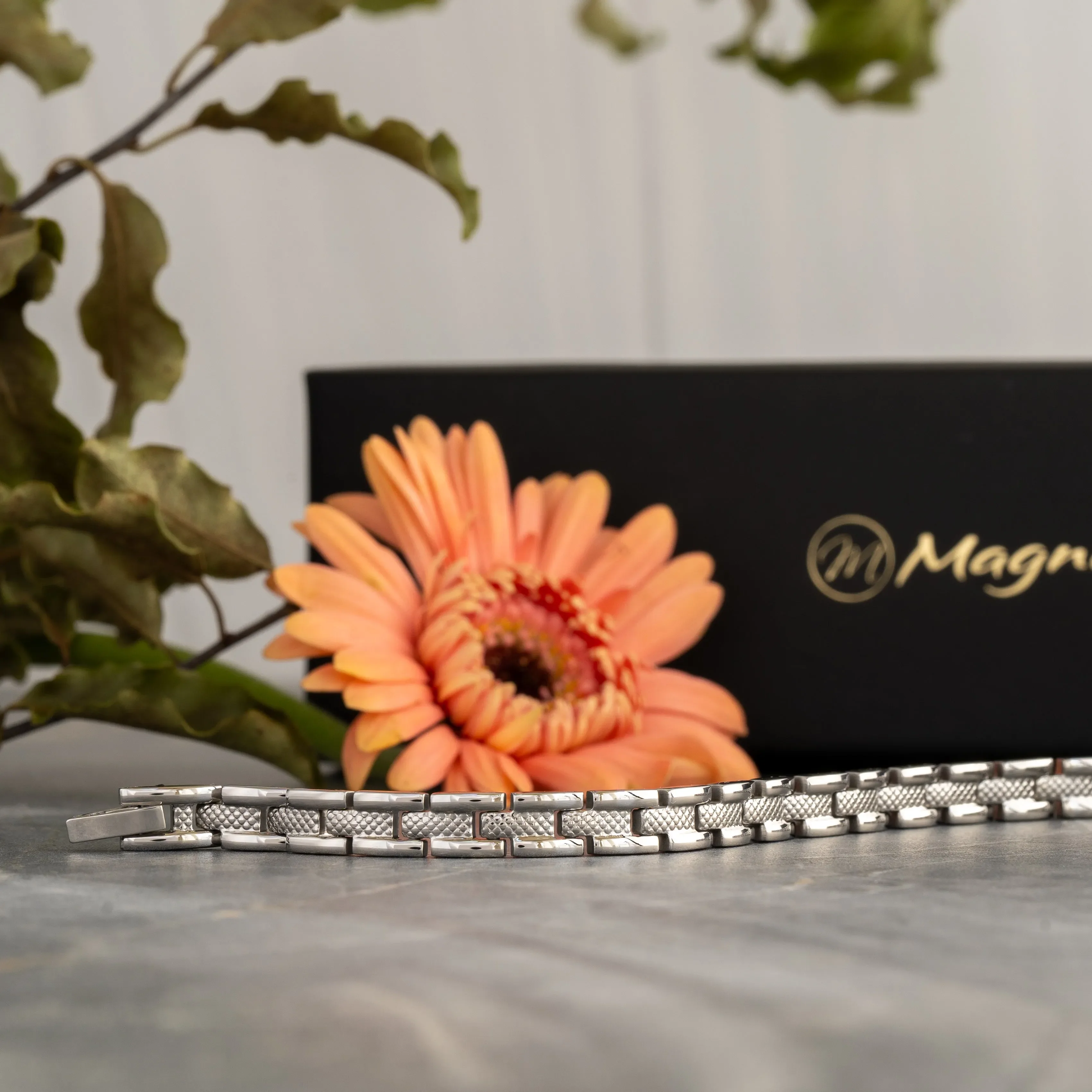 Lunaria Star 4in1 Magnetic Bracelet - Image 3