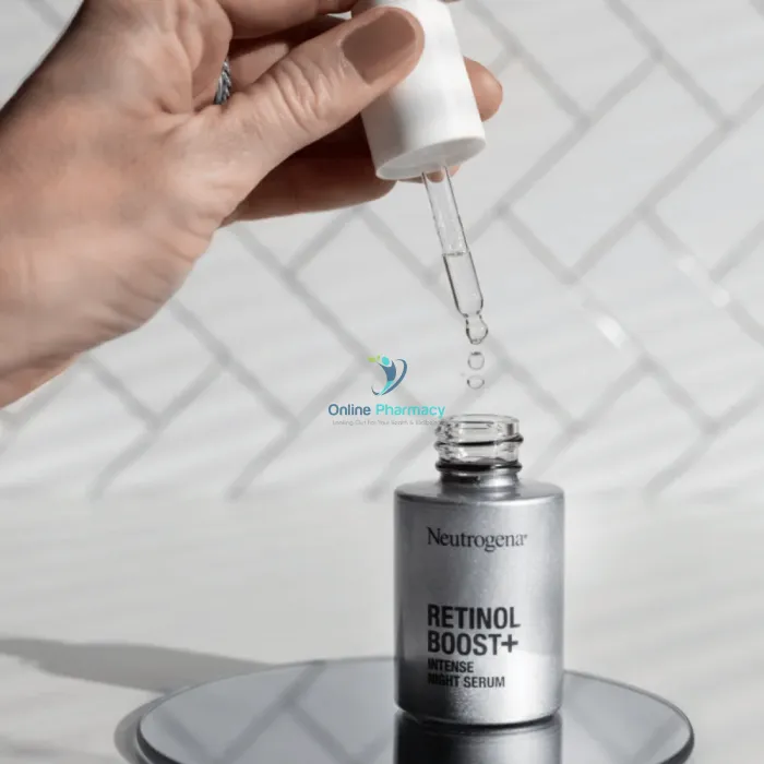 Neutrogena Retinol Boost+ Intense Night Serum - 30ml - Image 3