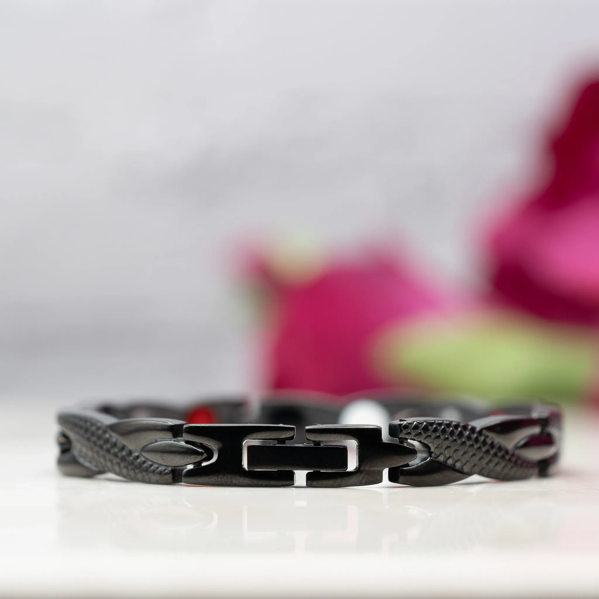 Snapdragon Night 4in1 Magnetic Bracelet - Image 2
