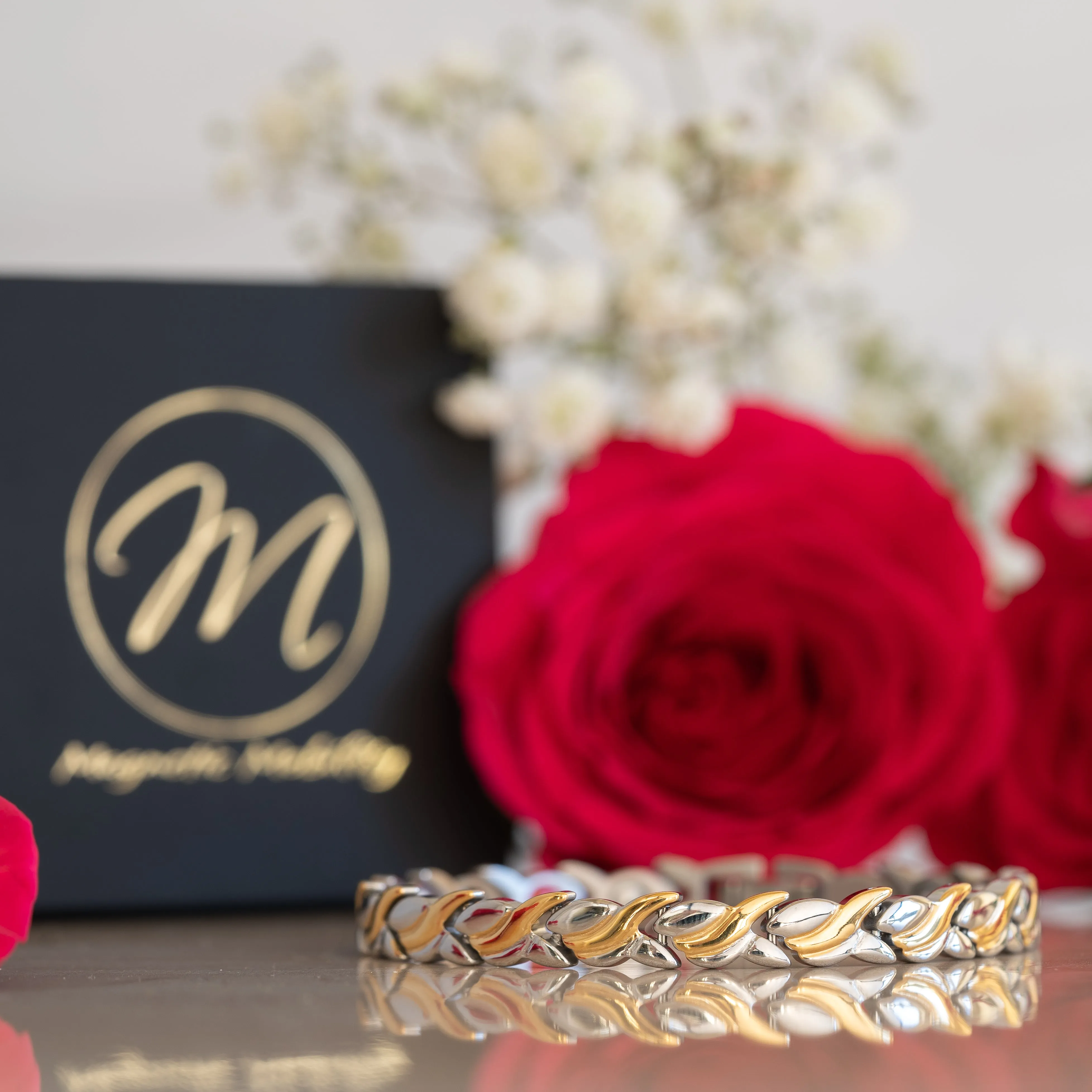 Virginia Moon 4in1 Magnetic Bracelet - Image 2